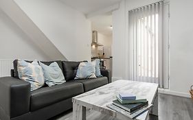 Vichy - Strathcona Suites, Houses In Wavertree